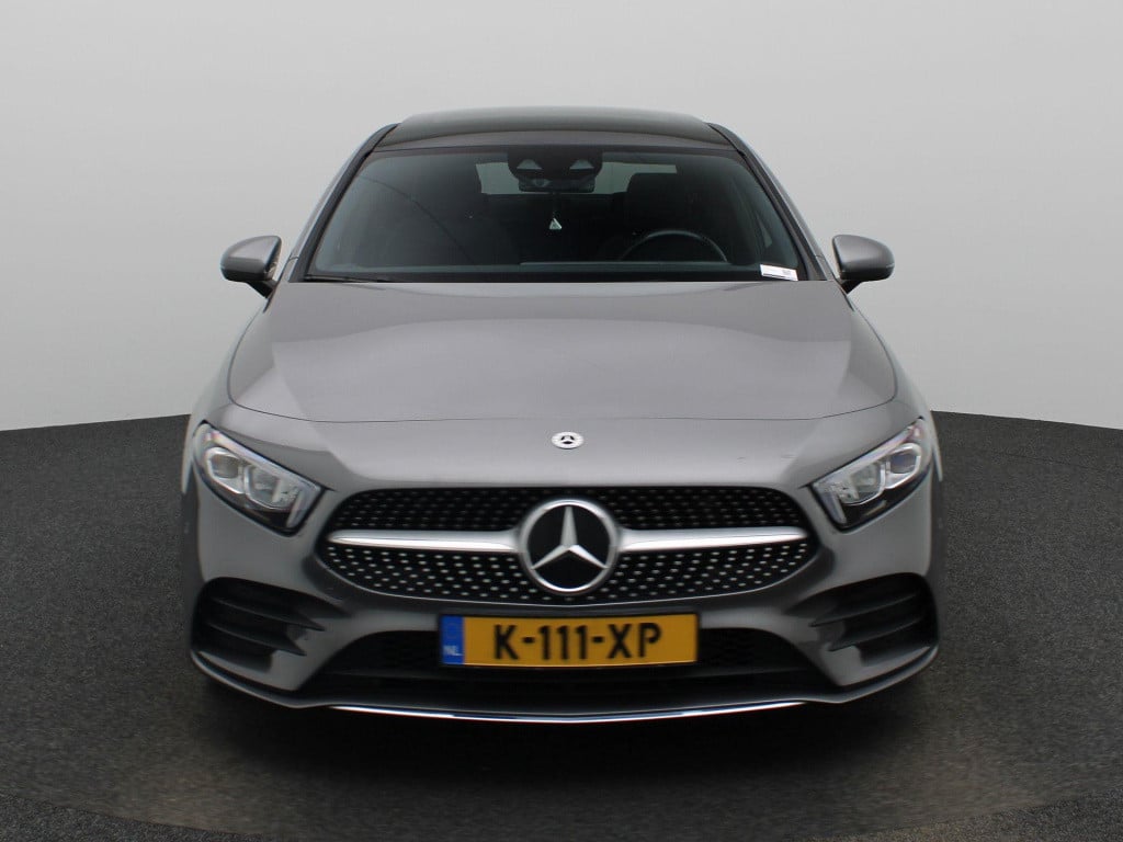 Mercedes-Benz A-Klasse 180 business solution amg | automaat | lmv | panoram