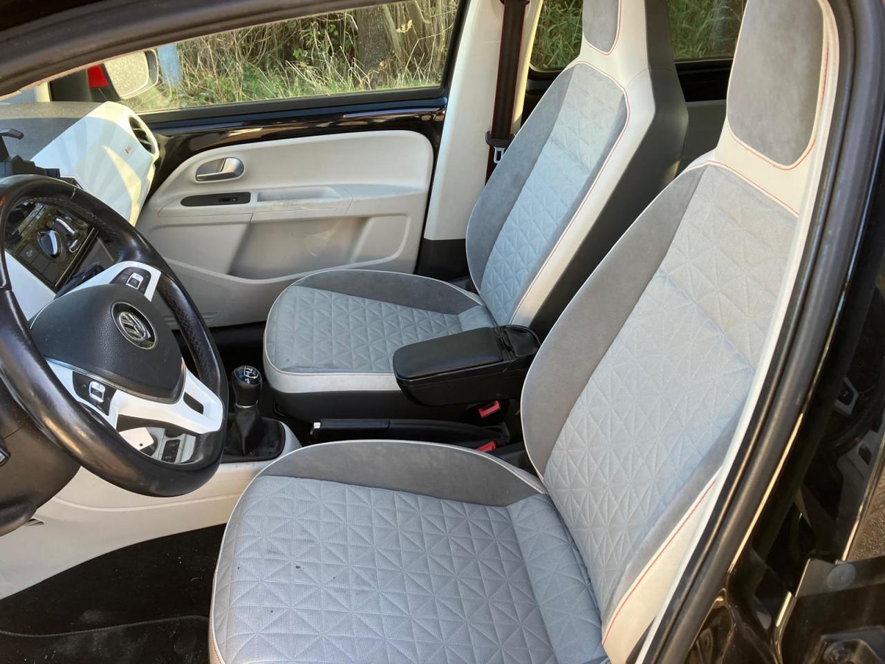 Volkswagen Up! 1.0 Beats