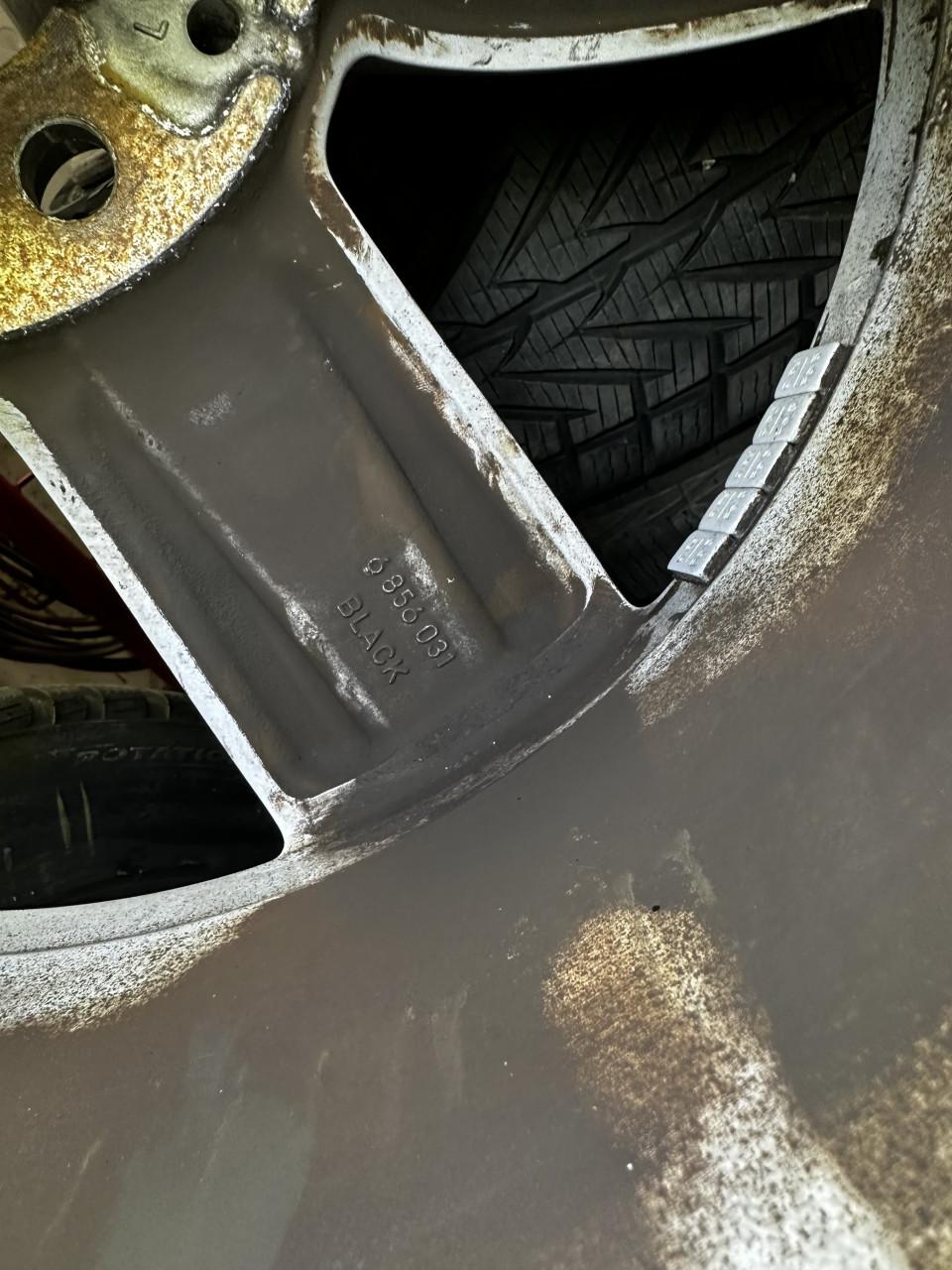 17 inch z.g.a.n. winterbanden met velgen Mini cooper countryman