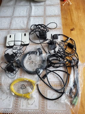Snoeren, oude telefoons e.d.