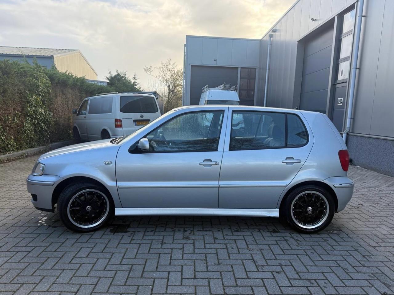 Volkswagen Polo 1.4-16V Trendline Jaar Apk