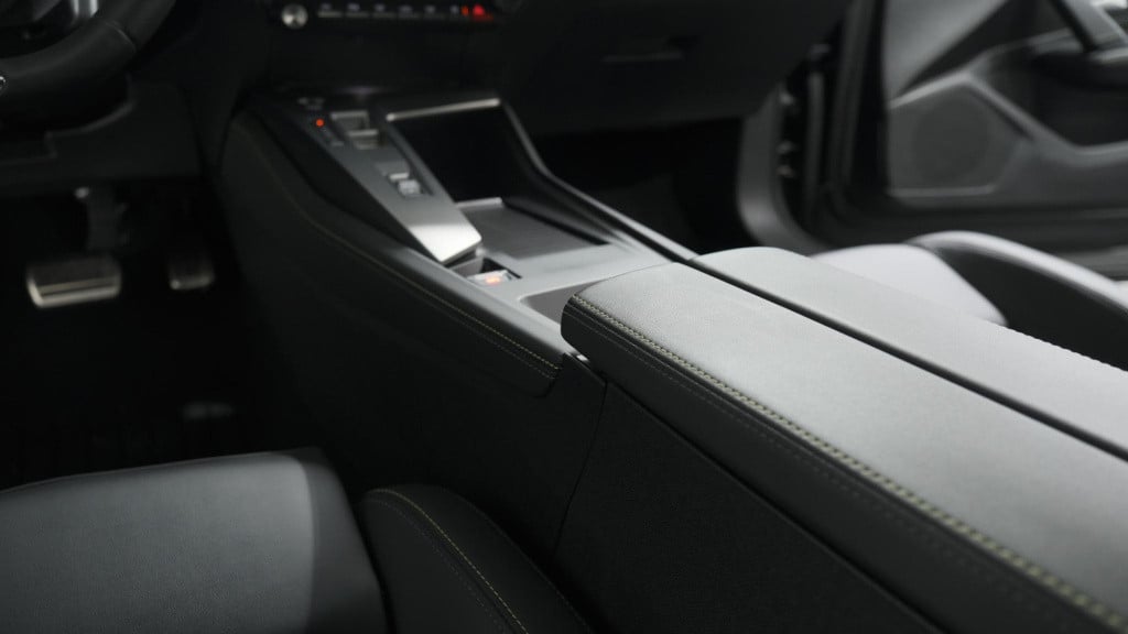 Peugeot 408 puretech gt 130 eat8 | camera | elektrisch bedienbare achterkle