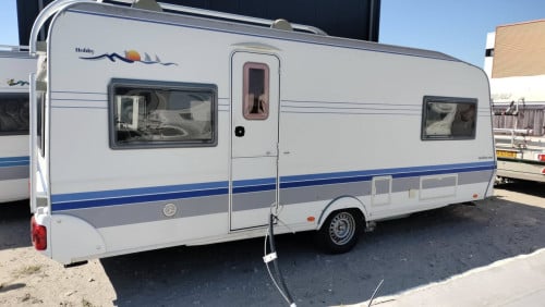 Hobby 560 UF met zakluifel