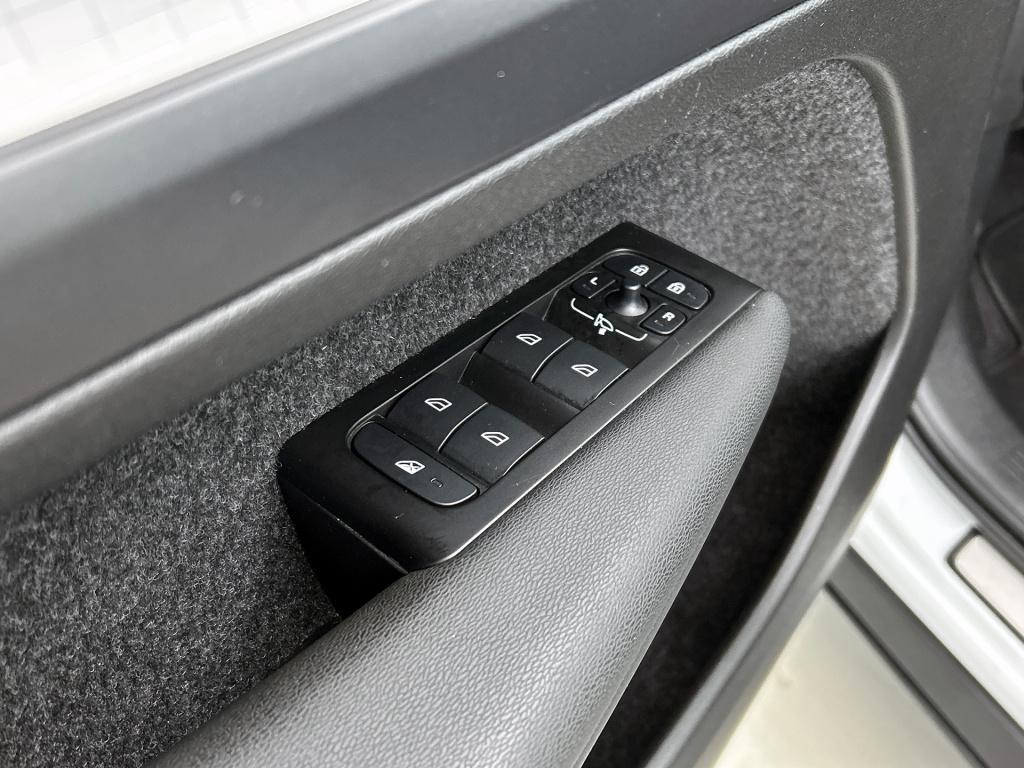 Volvo XC40 1.5 t4 recharge inscription expression / navigatie / elec. achte