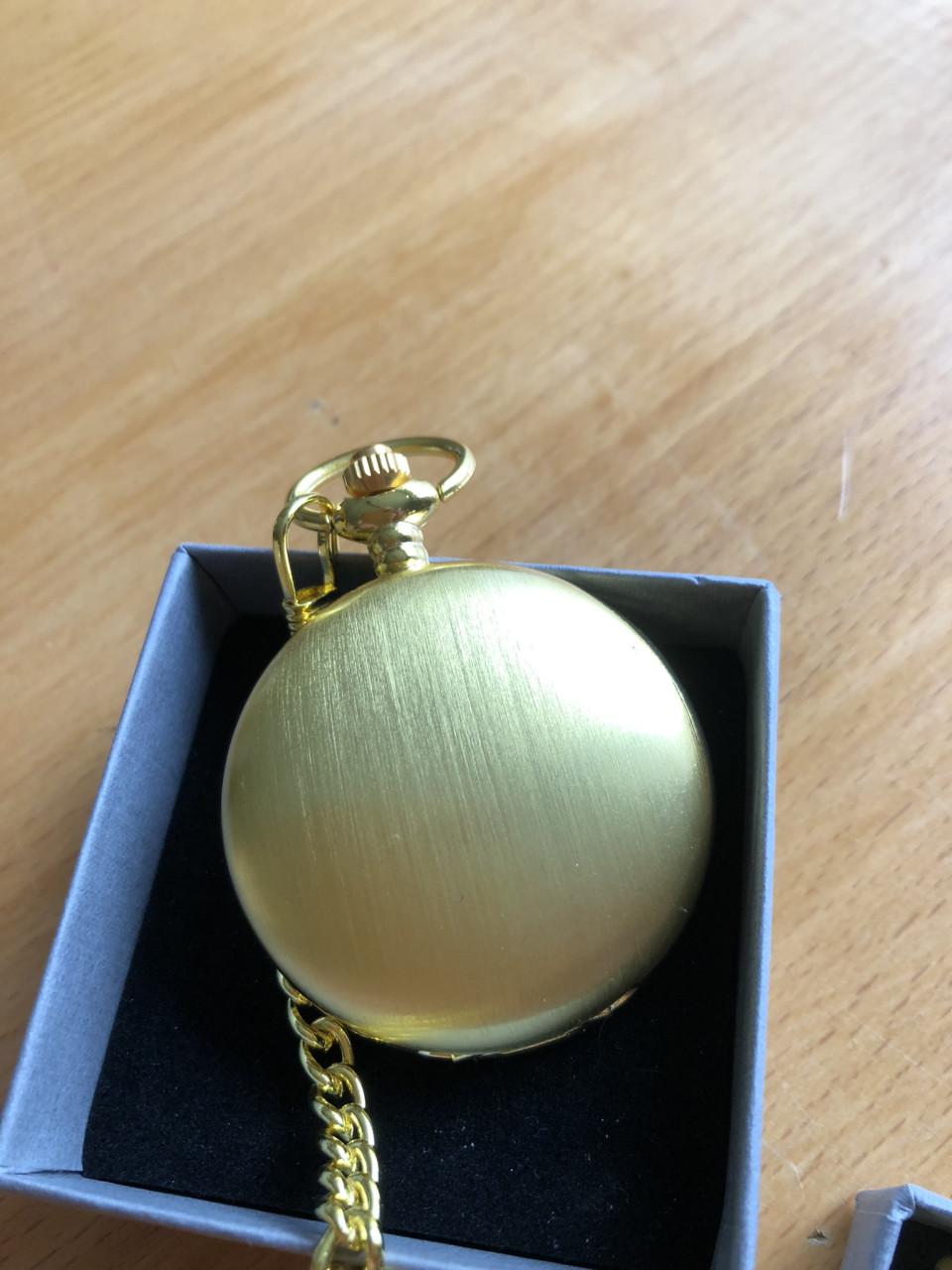 Te koop mooi hang horloge.(nieuw).