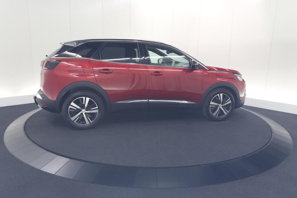 Peugeot 3008 puretech 130 eat6 gt | allseason banden | trekhaak | panoramad