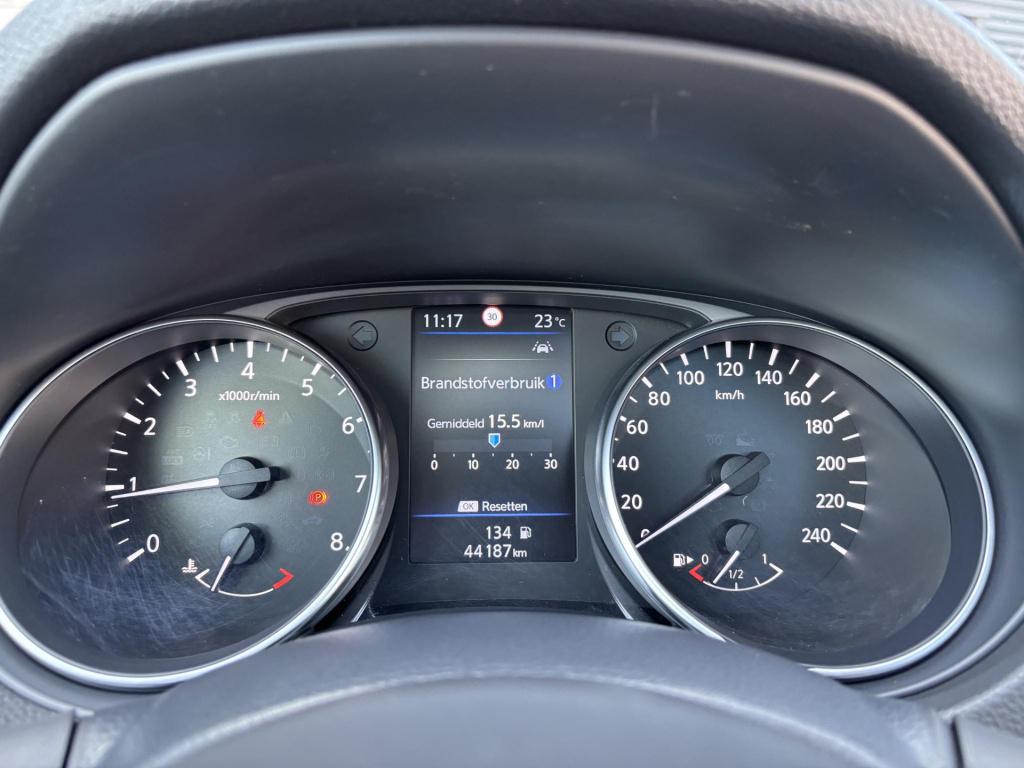 Nissan Qashqai 1.3 dig-t n-connecta design pack