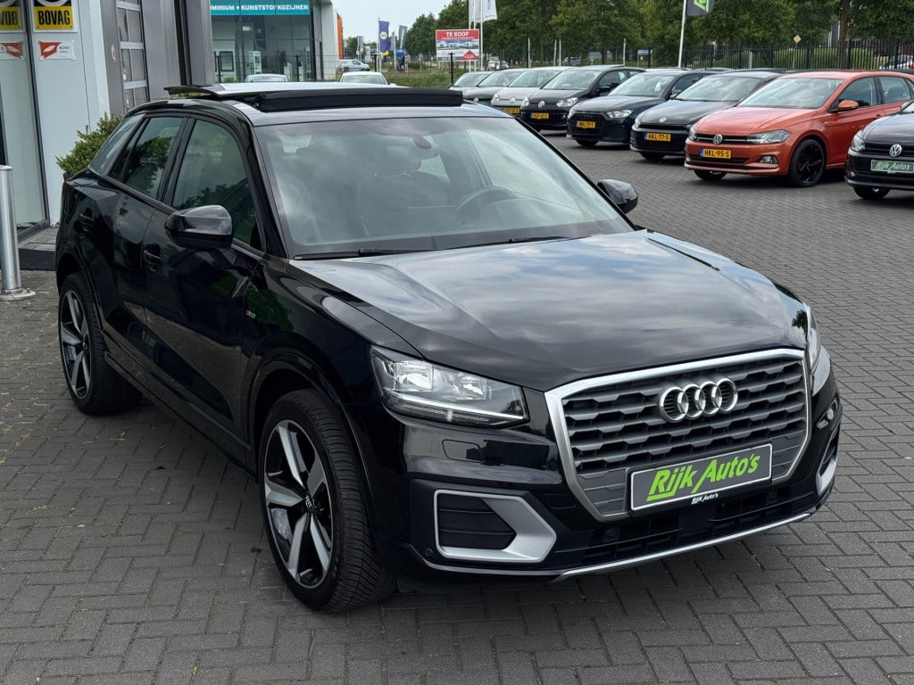 Audi Q2 1.4 tfsi cod s-line * panoramadak * trekhaak * 1e eigenaar