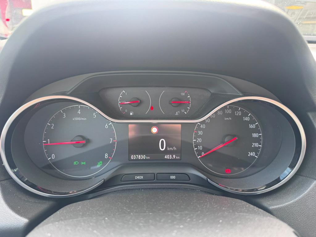 Opel Grandland X 1.2 turbo business edition
