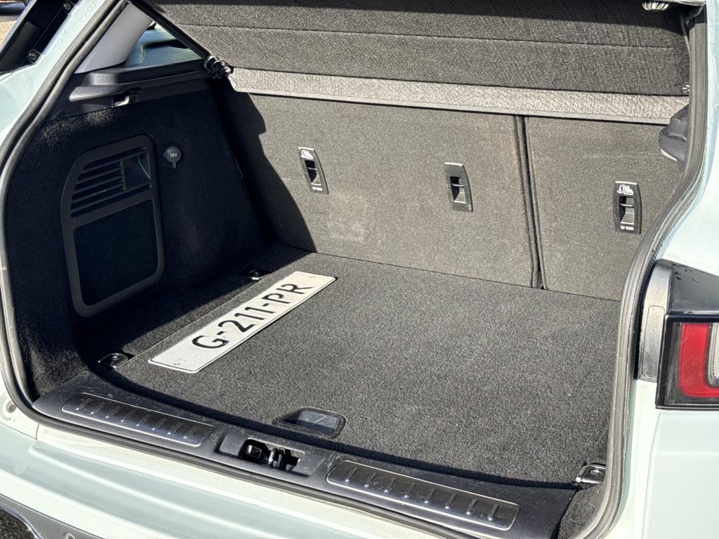 Land Rover Range Rover 2.0 si4 241pk hse dynamic black design | trekhaak | 