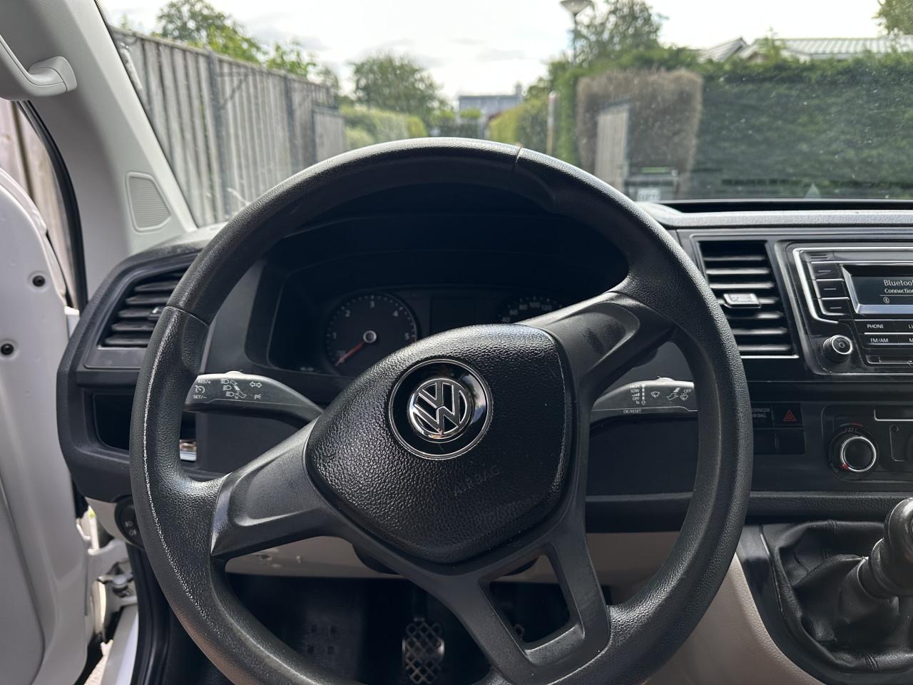 Volkswagen Transporter T6 met dubbele cabine CDC2.0 TDI 84PK