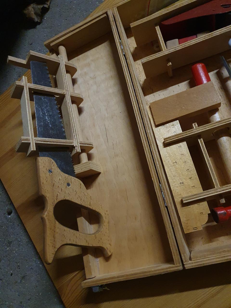 Houten gereedschapskoffer (speelgoed)