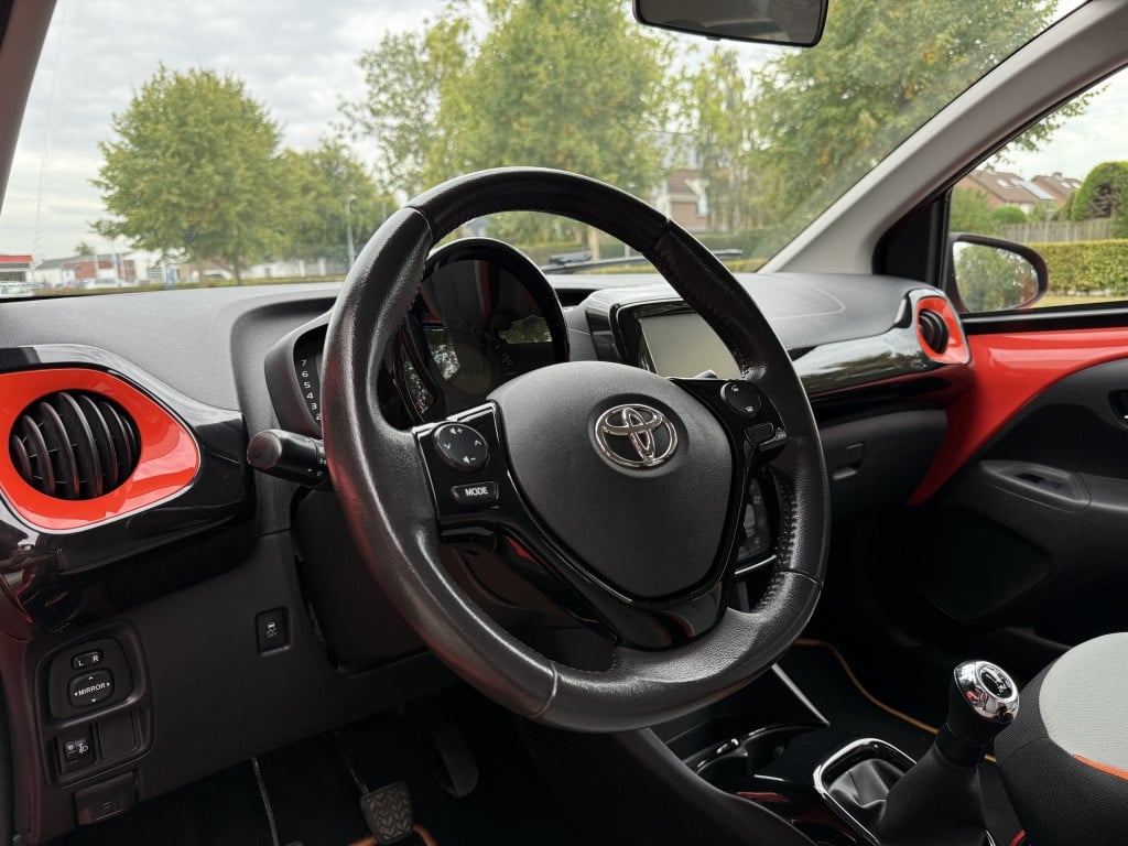Toyota Aygo 1.0 vvt-i x-clusiv