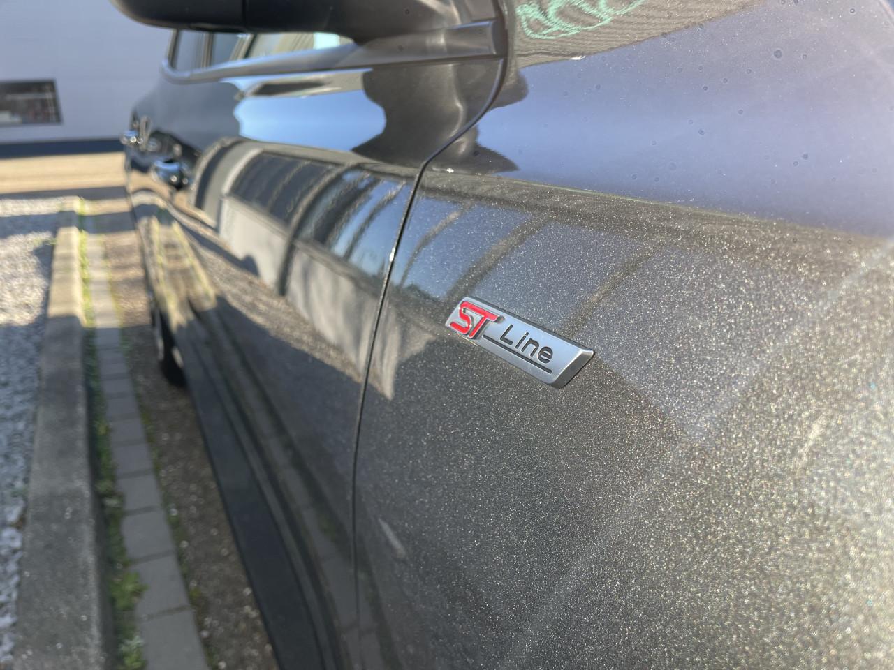 FORD FOCUS 1.0 ECOBOOST ST-LINE