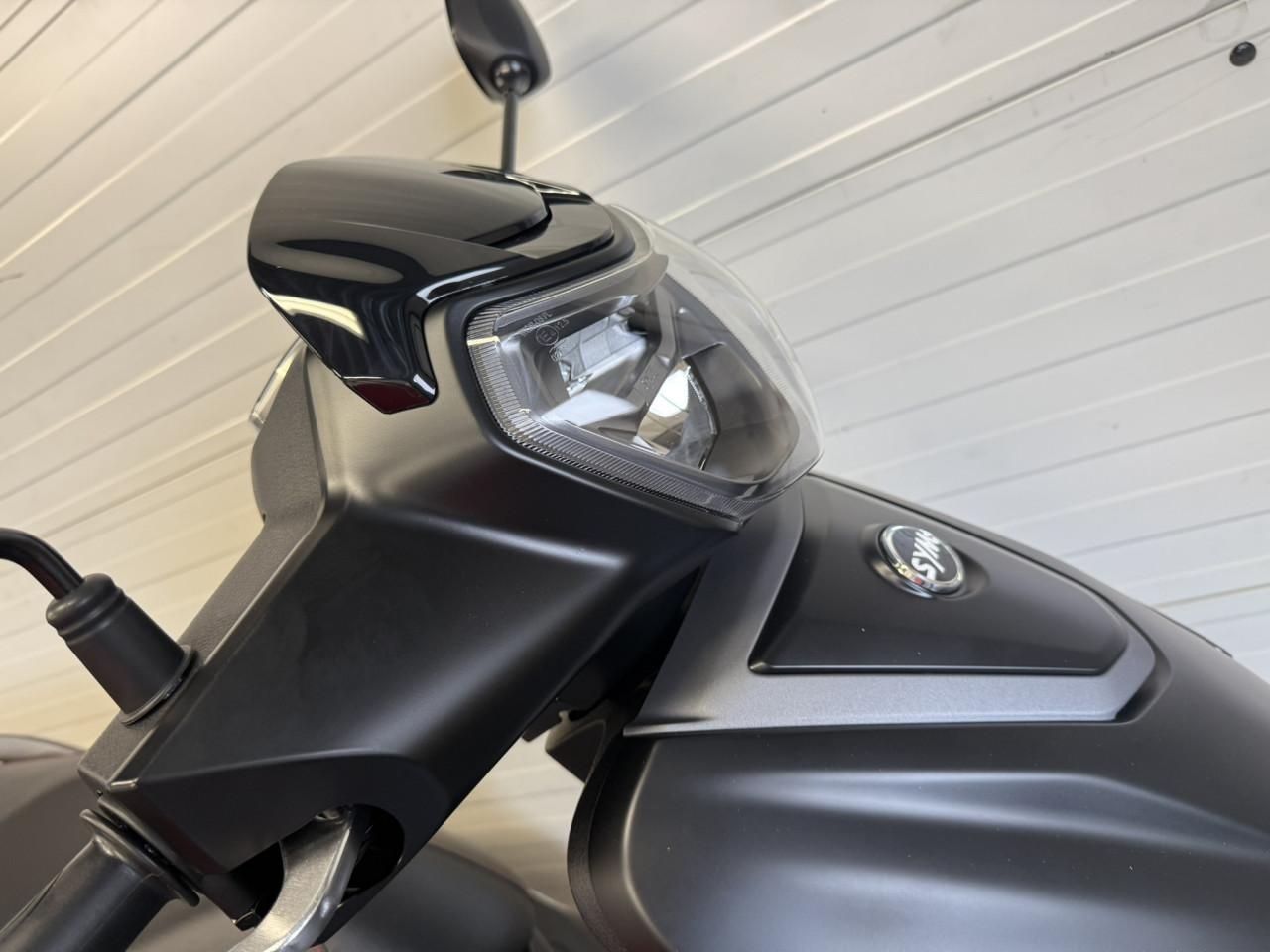 SYM Symphony – Woon-Werk Scooter – Grote Wielen – €2.499,-