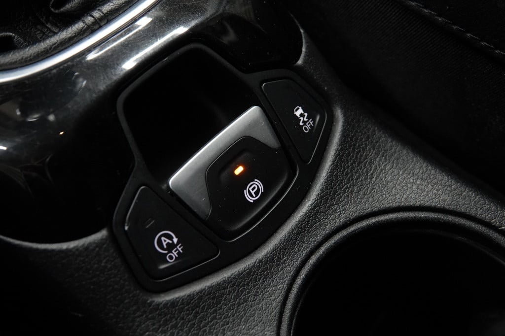 Jeep Compass 1.3t longitude | cruise | pdc | camera |