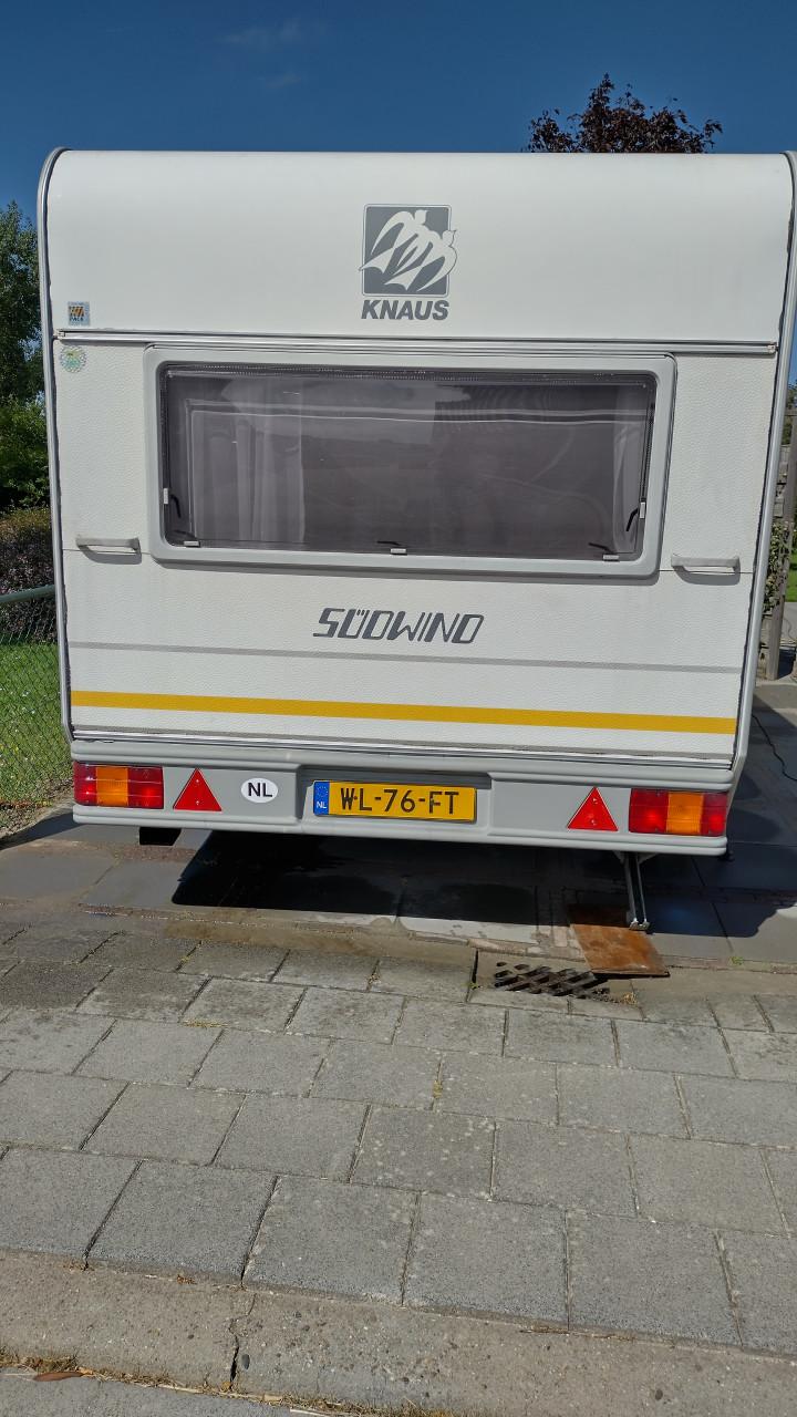KNAUS SUDWIND KT450 met 5 slaapplaatsen