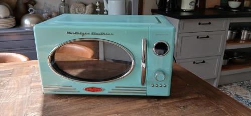 Nostalgia Retro Magnetron Aqua – € 50,-