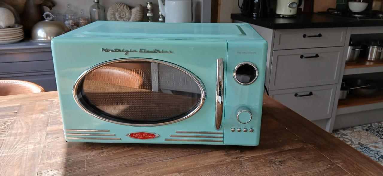 Nostalgia Retro Magnetron Aqua – € 50,-