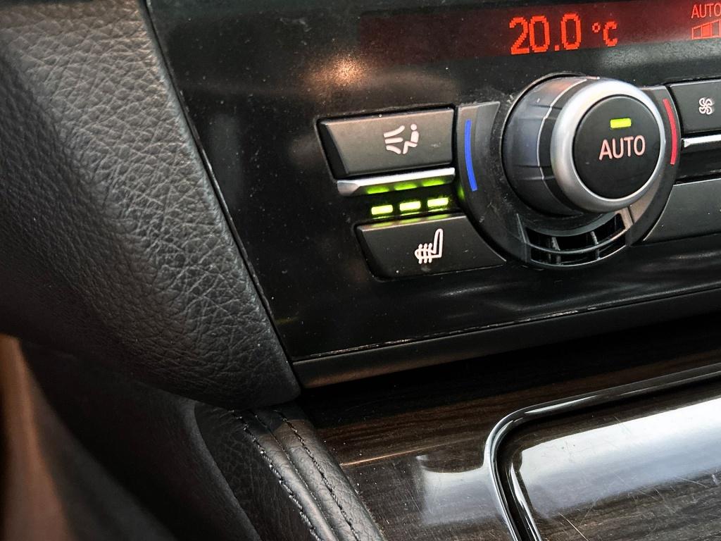 BMW 5 Serie 523i high executive | schuif/kanteldak |