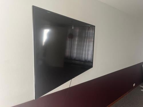 LG 202060 inch60 HzLEDBacklight: Direct-ledSmart TV