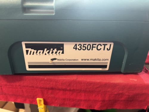 Decoupeerzaag 220 volt