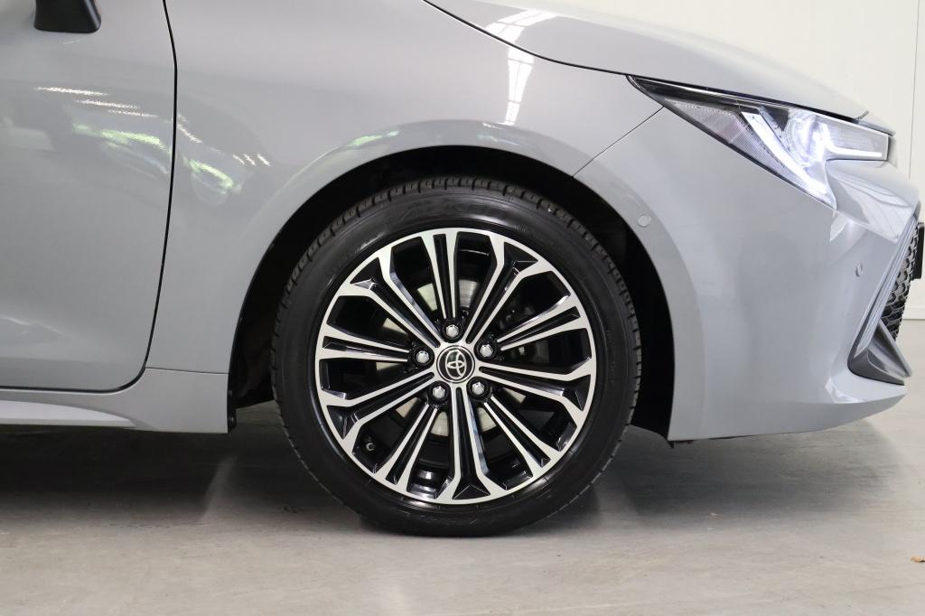 Toyota Corolla 1.8 hybrid dynamic plus | pdc | dode hoek | stoel-en stuurve