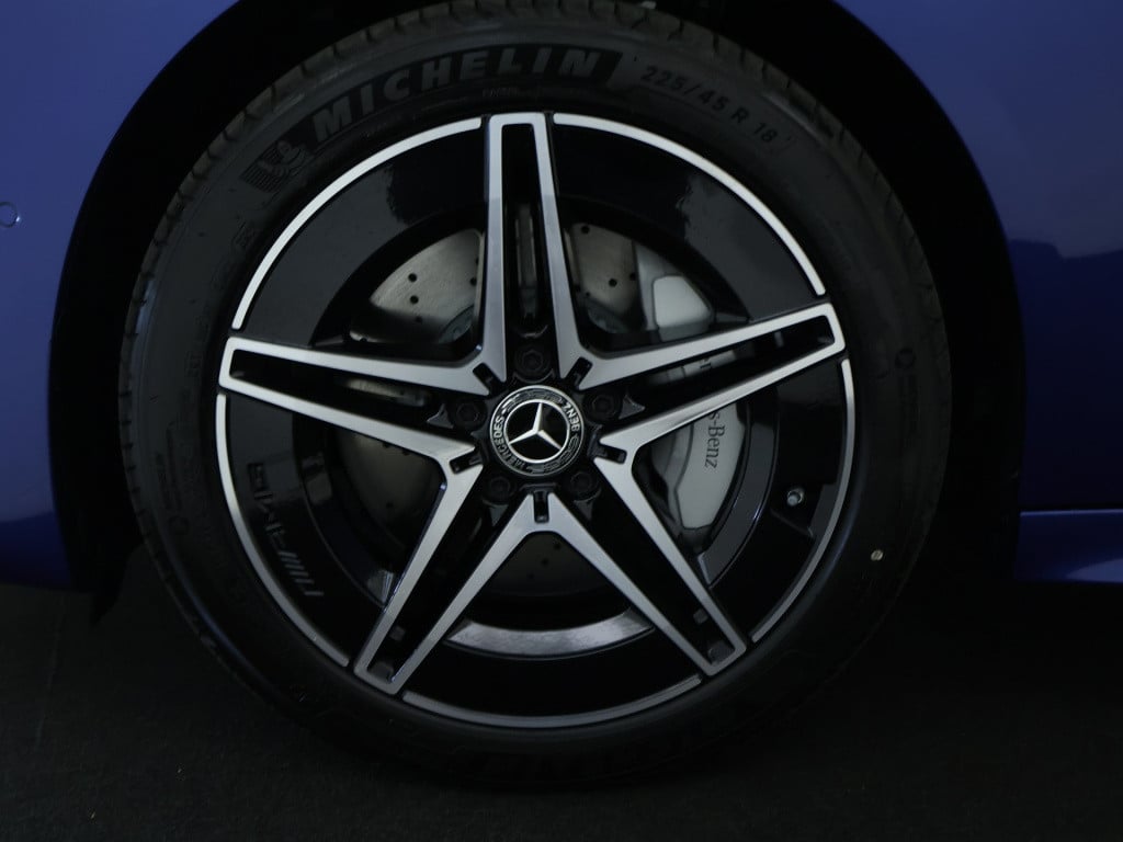 Mercedes-Benz C-Klasse 300 e amg line limited | trekhaak | nightpakket | pa
