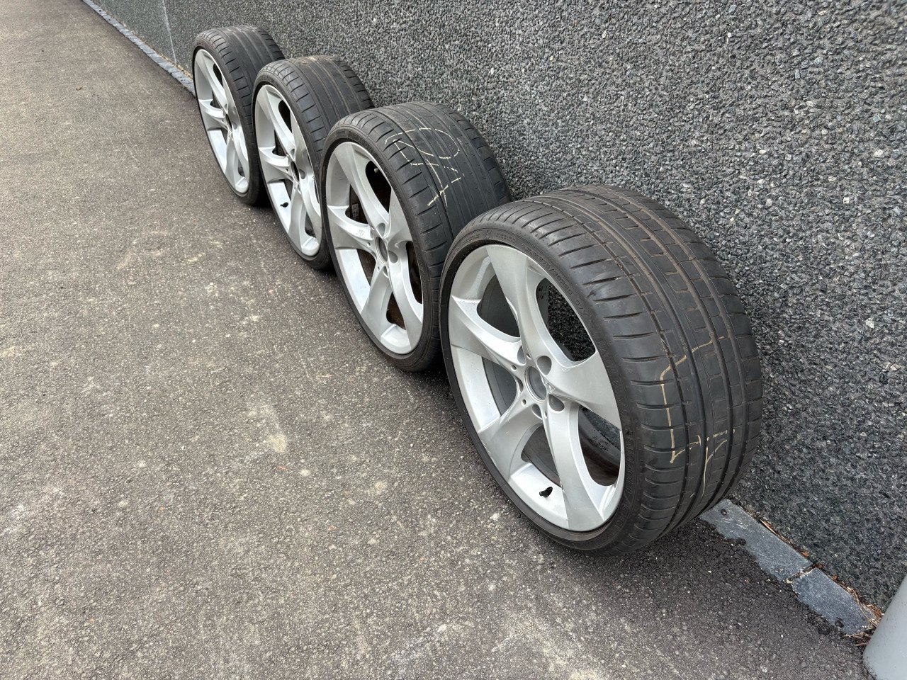 BMW F10/F11  bandenset.