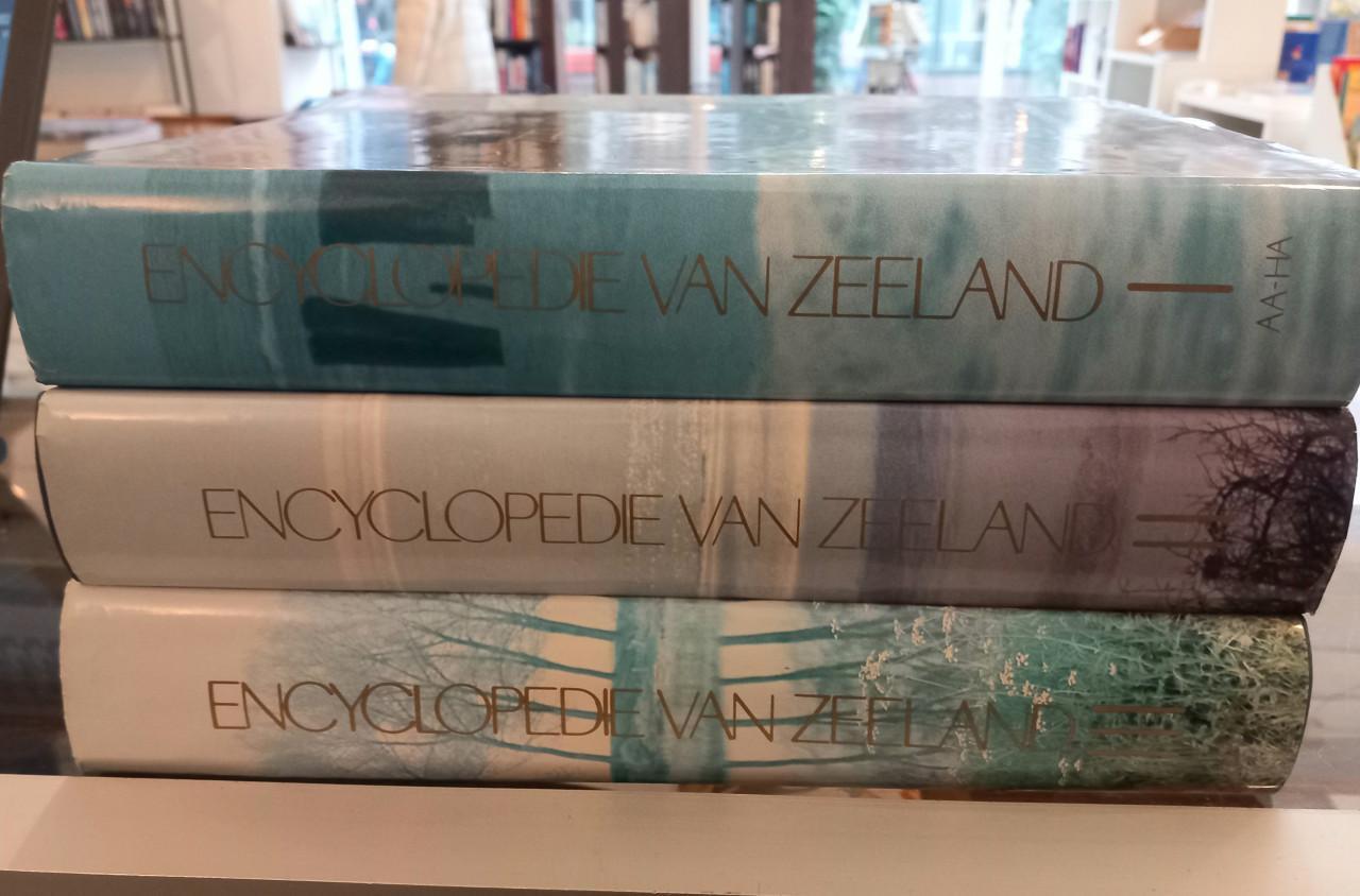 De encyclopedie van Zeeland - 3 delen