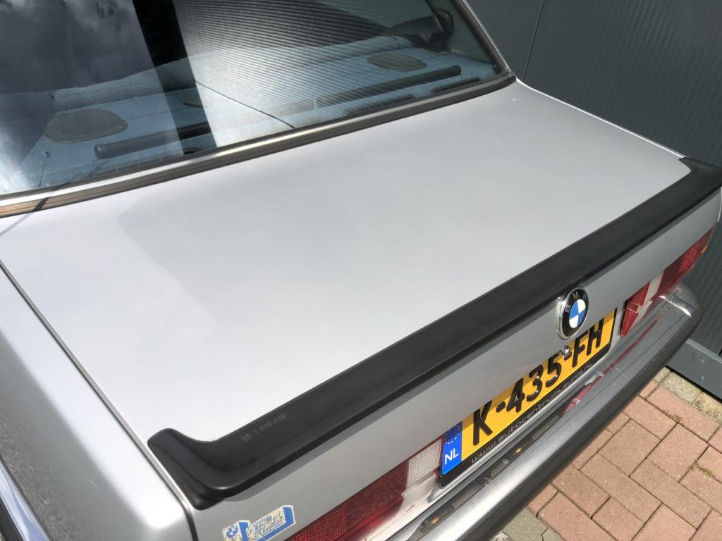 BMW 3-serie 318i 90pk sedan e30