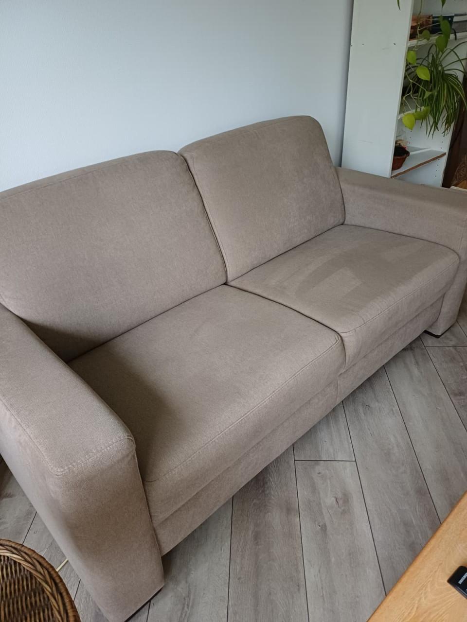 Keurig net tweezitsbankje