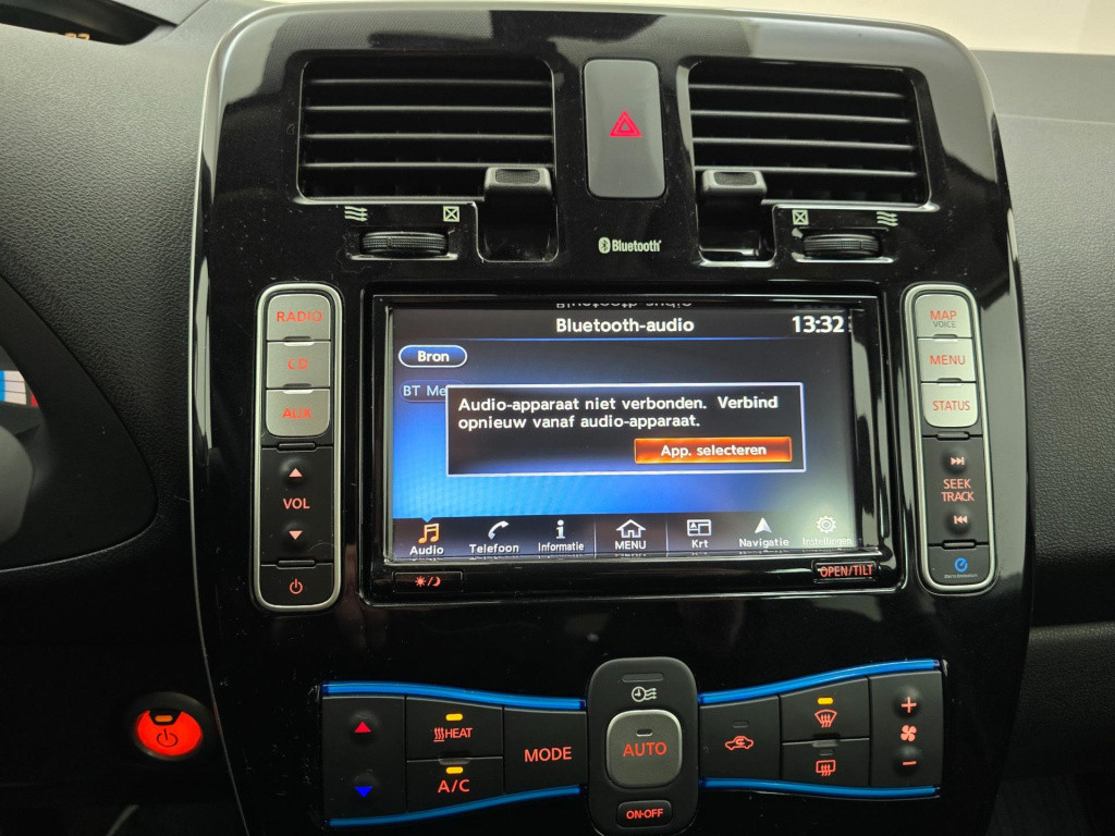 Nissan Leaf occasion acenta 30 kwh met parkeercamera | tweedehands nissan l