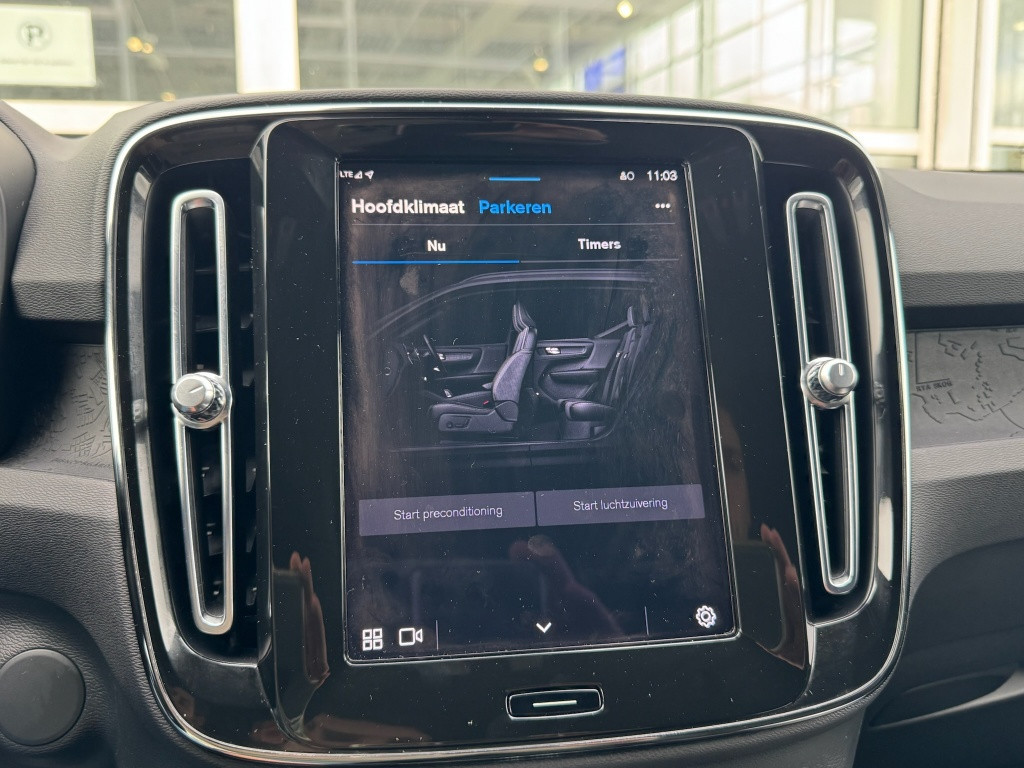 Volvo XC40 recharge plus 70kwh| trekhaak | stuur+stoel.verw| warmtepomp