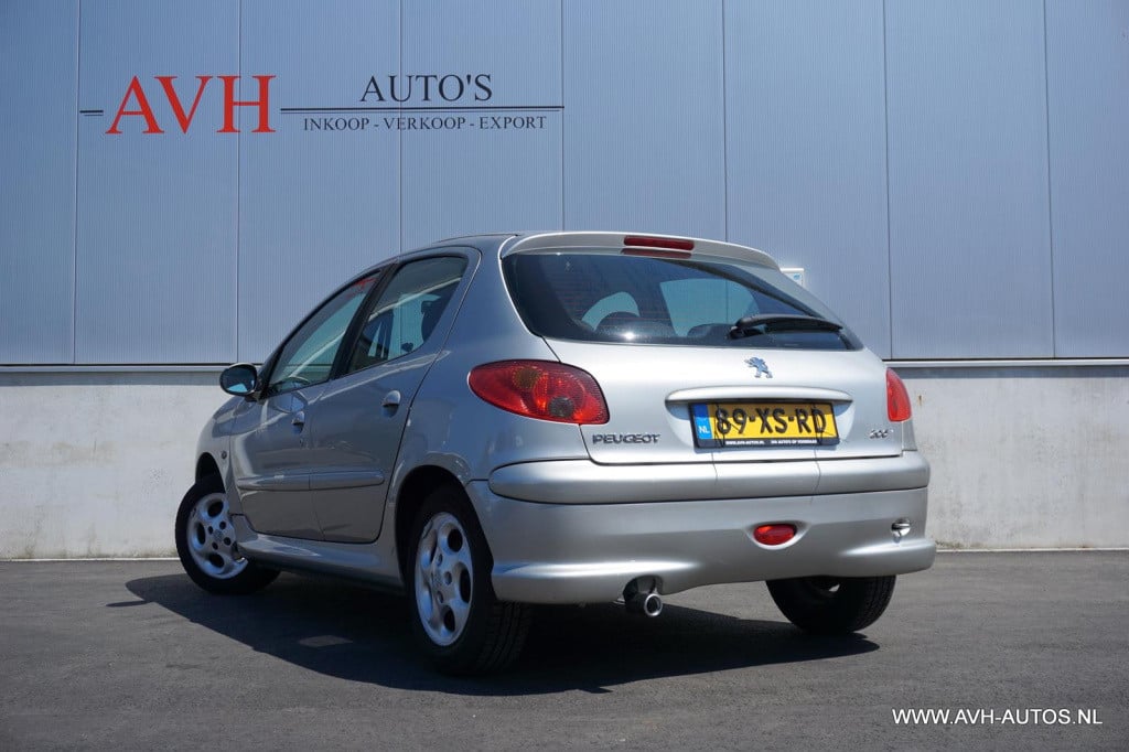 Peugeot 206 1.4 forever