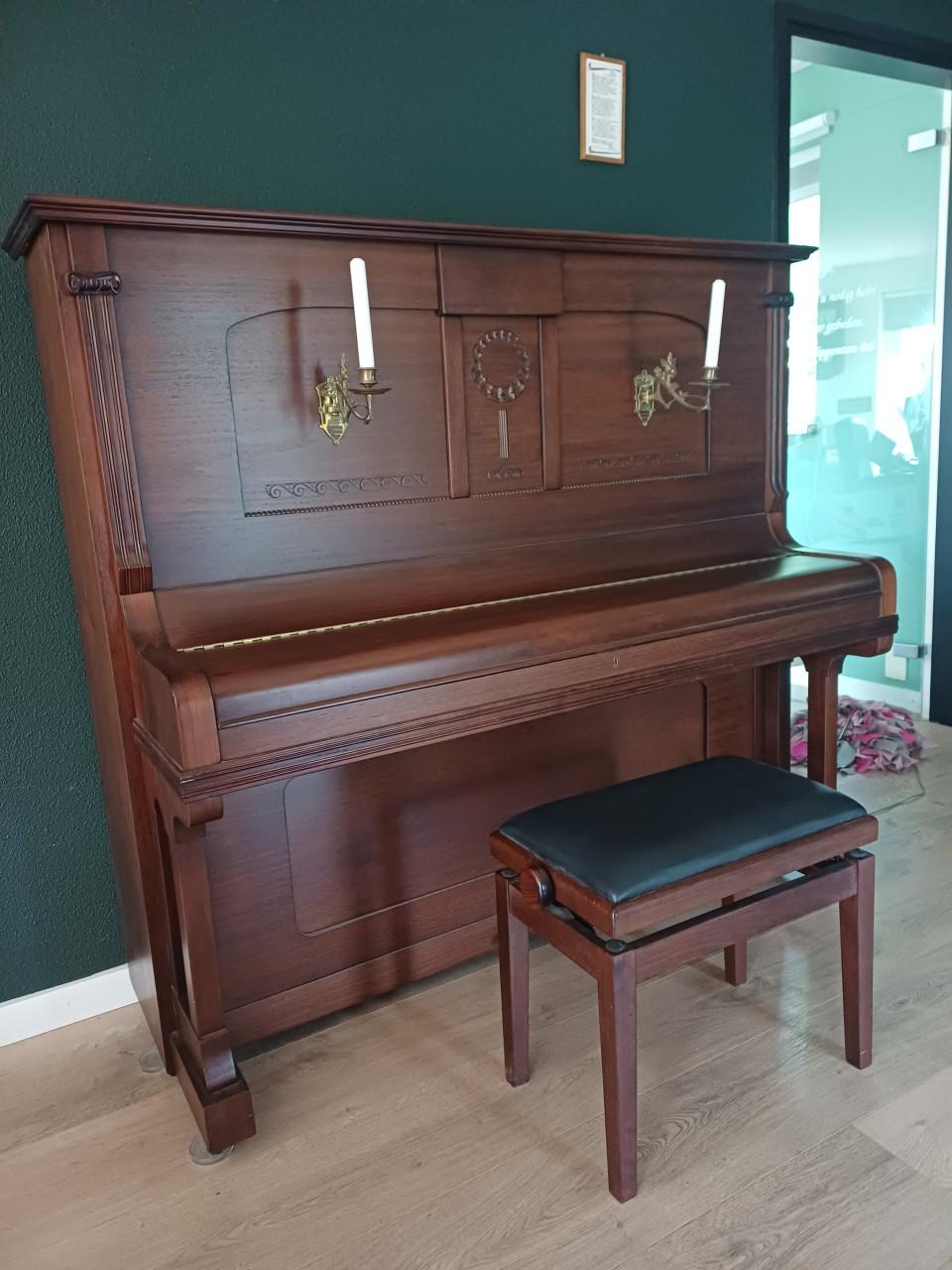 Piano