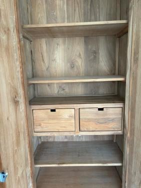 Mooie teakhouten kast boeken/buffetkast.