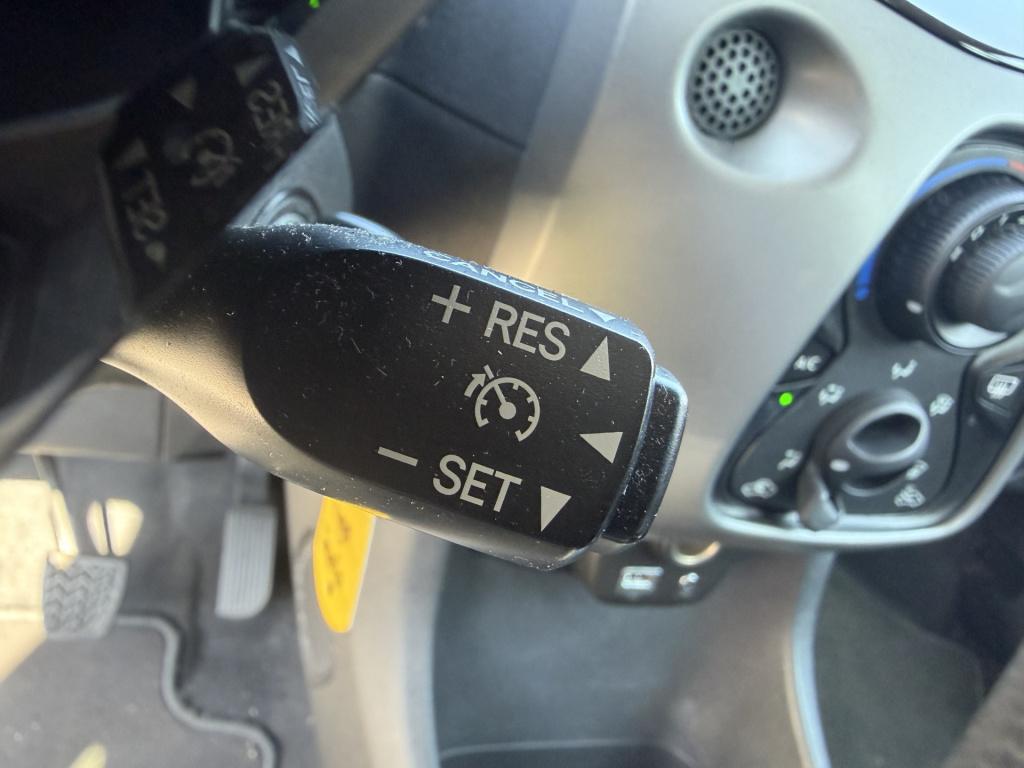 Toyota Aygo 1.0 vvt-i x-play