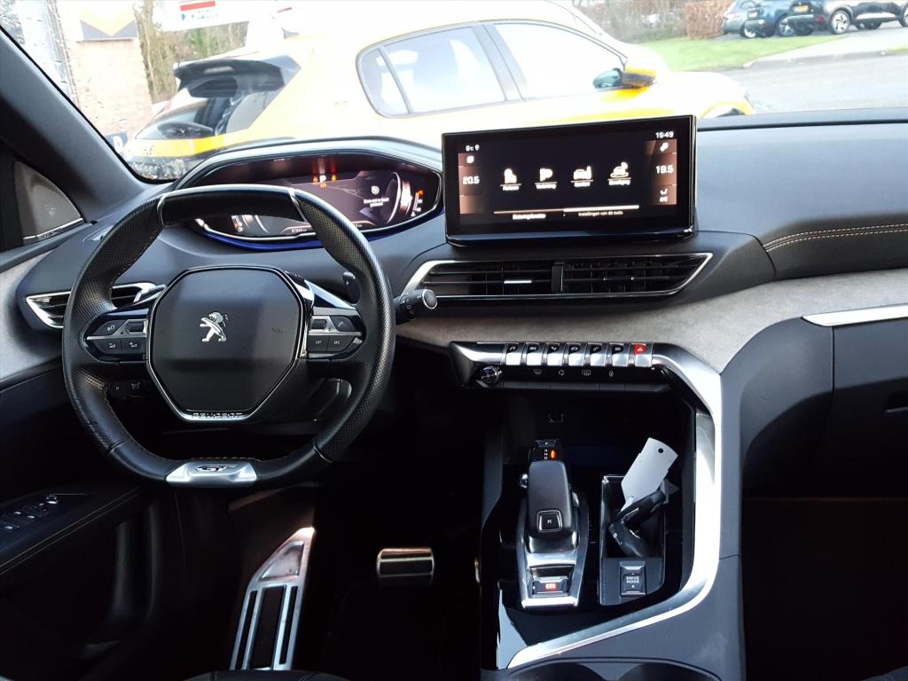 Peugeot 3008 1.2 130pk automaat gt black pack trekhaak | apple carplay & an