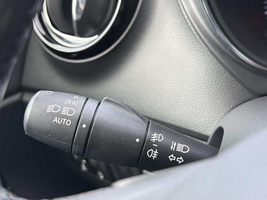 Renault Captur tce 90 xmod camera, lederen interieur, stoelverwarming, trek