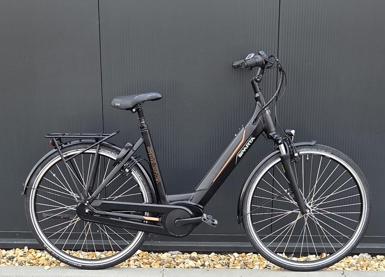 Sparta M7TB 400Wh 53cm Active Line Bosch middenmotor