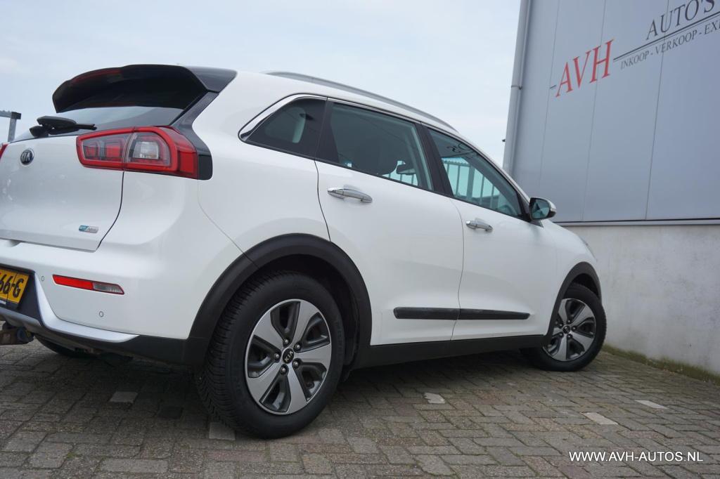 Kia Niro 1.6 gdi hybrid first edition