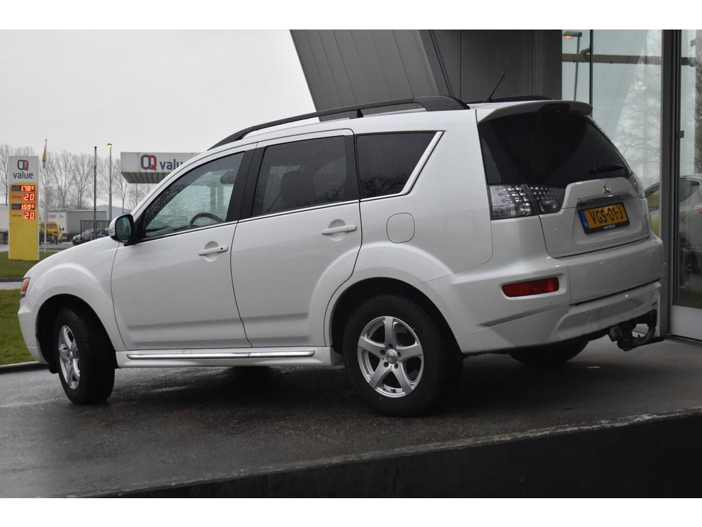 Mitsubishi Outlander outlander 2.2 di 4wd geel kenteken leder, navi, camera