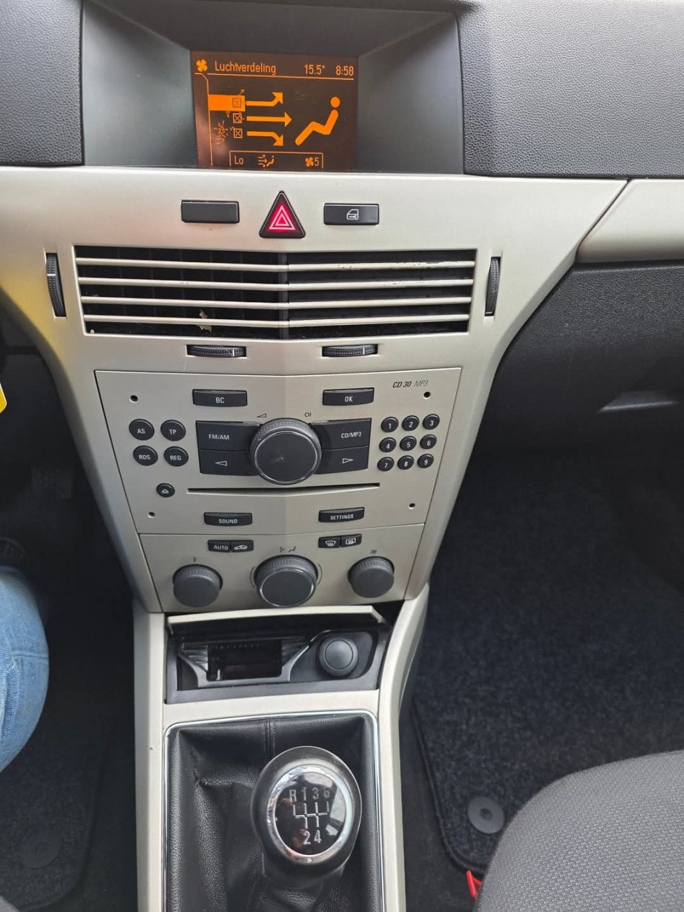 Tekoop zeer nette Opel Astra 1.4 I Businnes Wagon