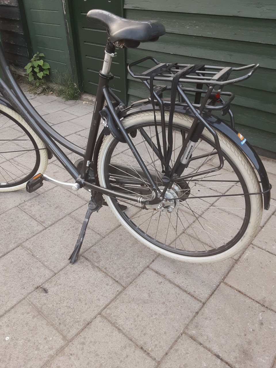 Te koop, mooie 28inch aluminium damesfiets  100€