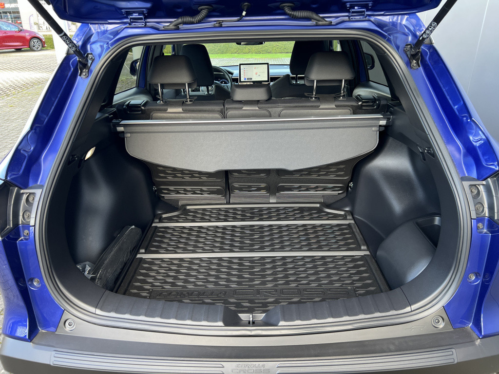 Toyota Corolla Cross hybrid 200 style