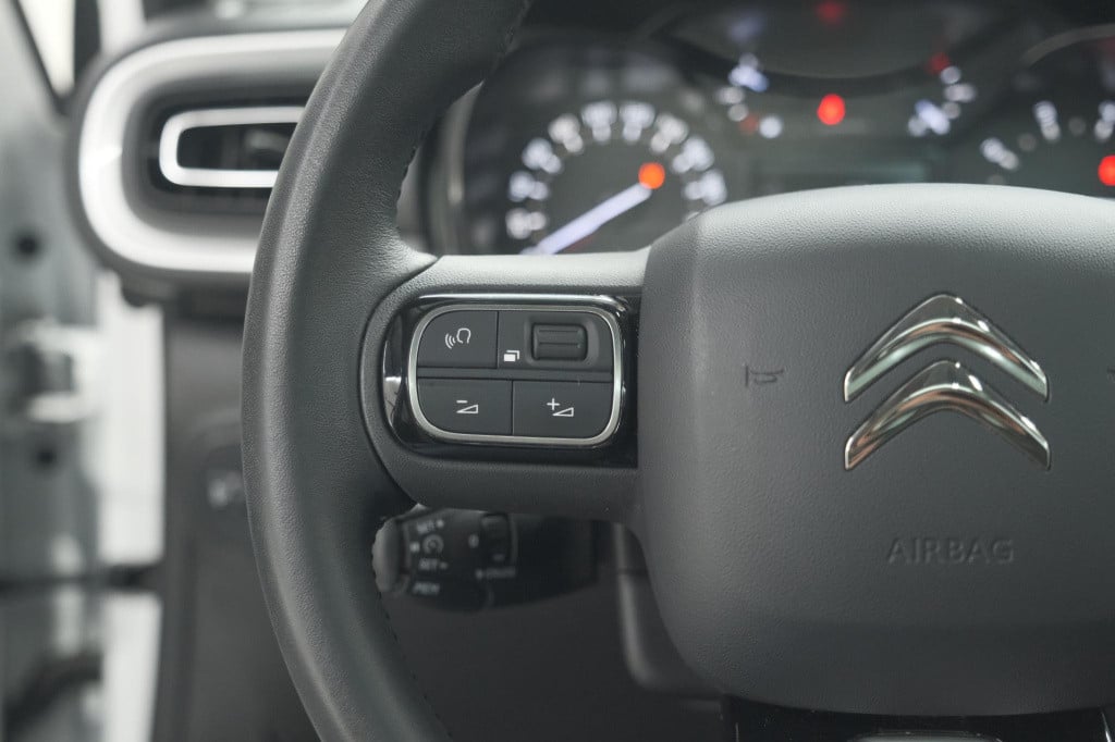 Citroen C3 puretech 110 eat6 feel edition | panoramadak | apple carplay | p