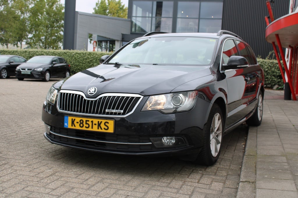 Skoda Superb combi 1.6 tdi champs elys.