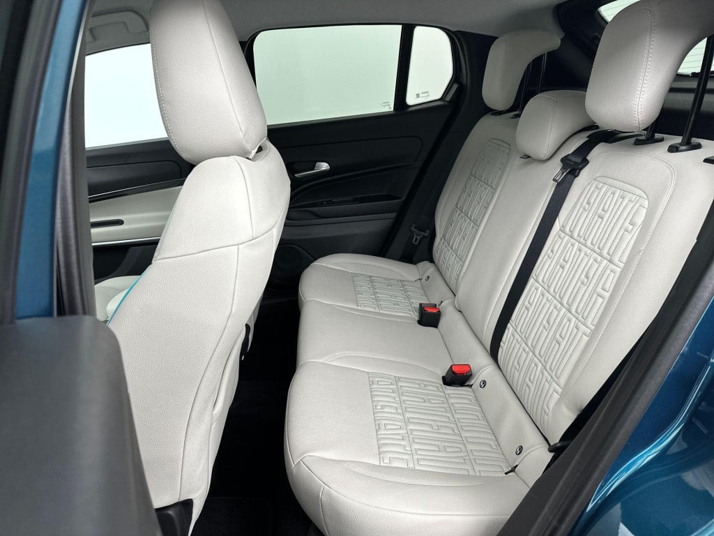 Fiat 600 1.2 hybrid la prima || van mossel vip voordeel || tot 8 jaar garan