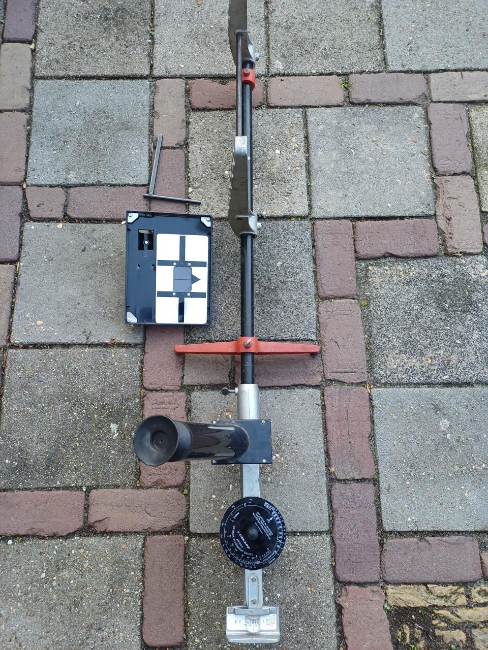 Apparatuur om wielen uit te lijnen